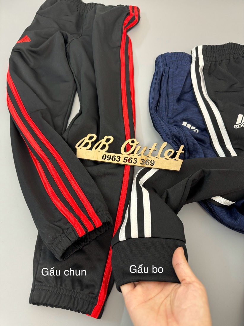 Q135 Quần thể thao trẻ em kẻ sọc Das