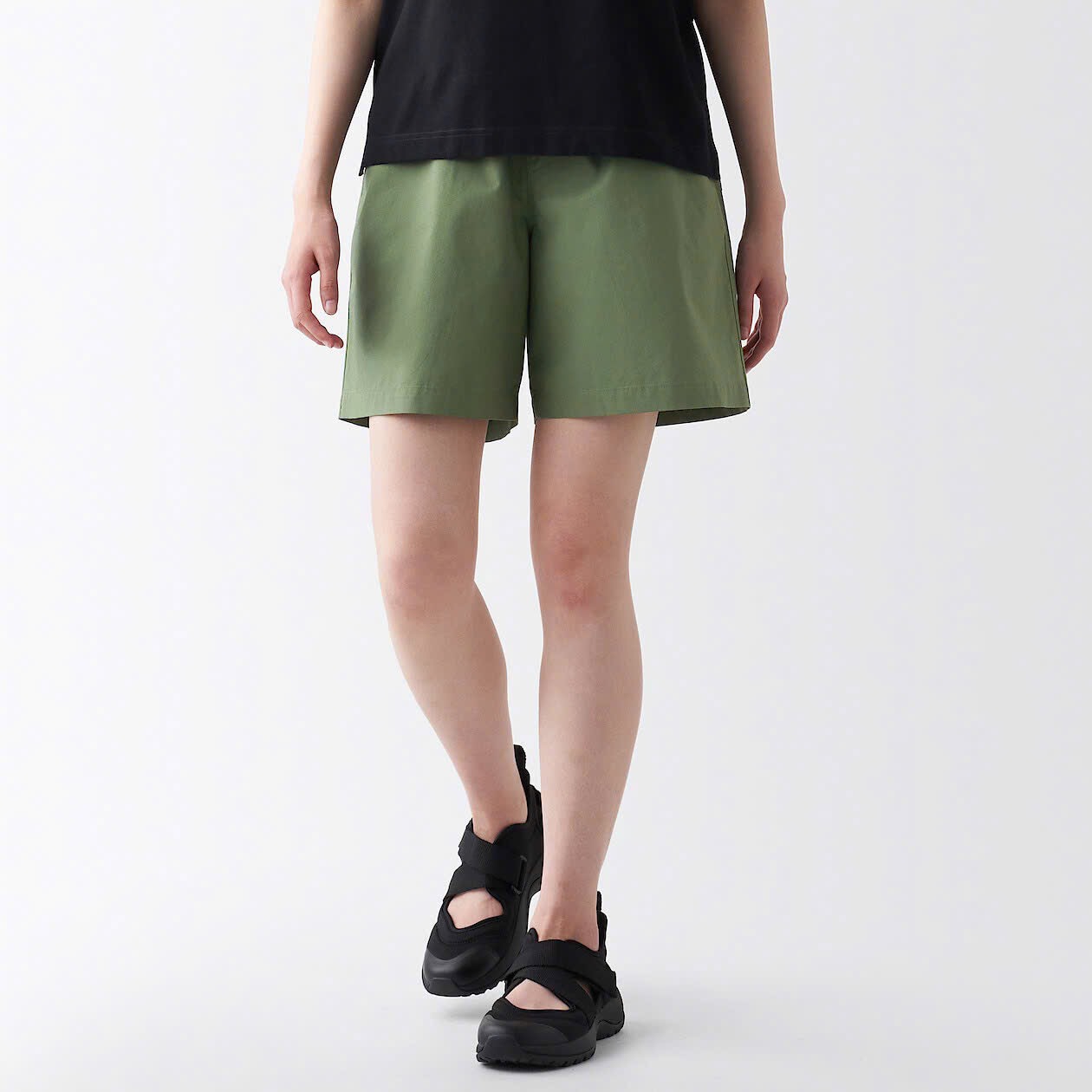 Q06 Quần short ka ki nữ Mu Zi