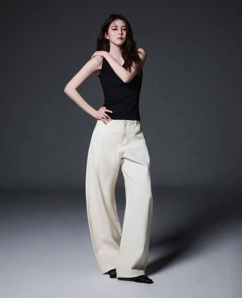 QE32 Quần jeans ống cong Top10
