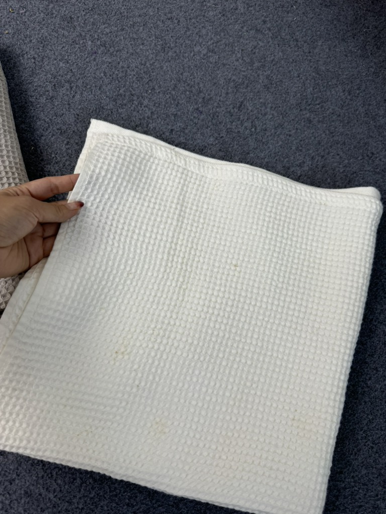Khăn tắm tổ ong Mu Zi 70*1m4