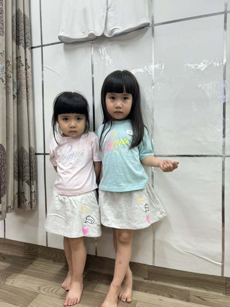 A131 Áo T-shirt croptop bé gái pm