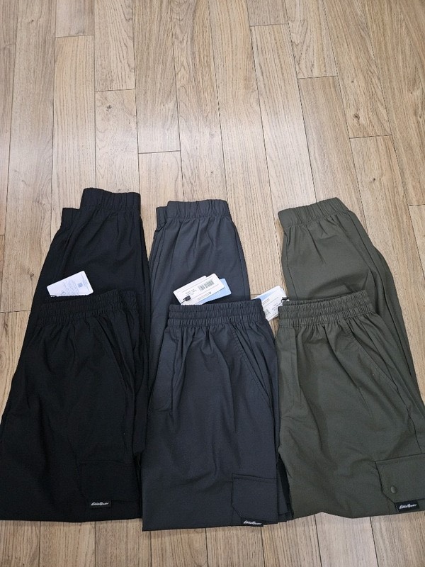 QA09 Quần jogger gió thun Eddie