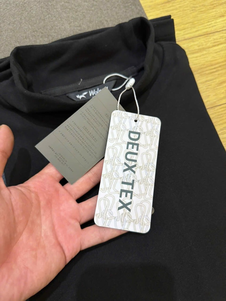 A141 Áo nỉ nam WOLSEY