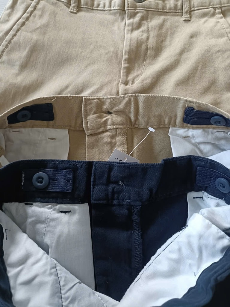 QB01 Quần short ka ki trẻ em Place