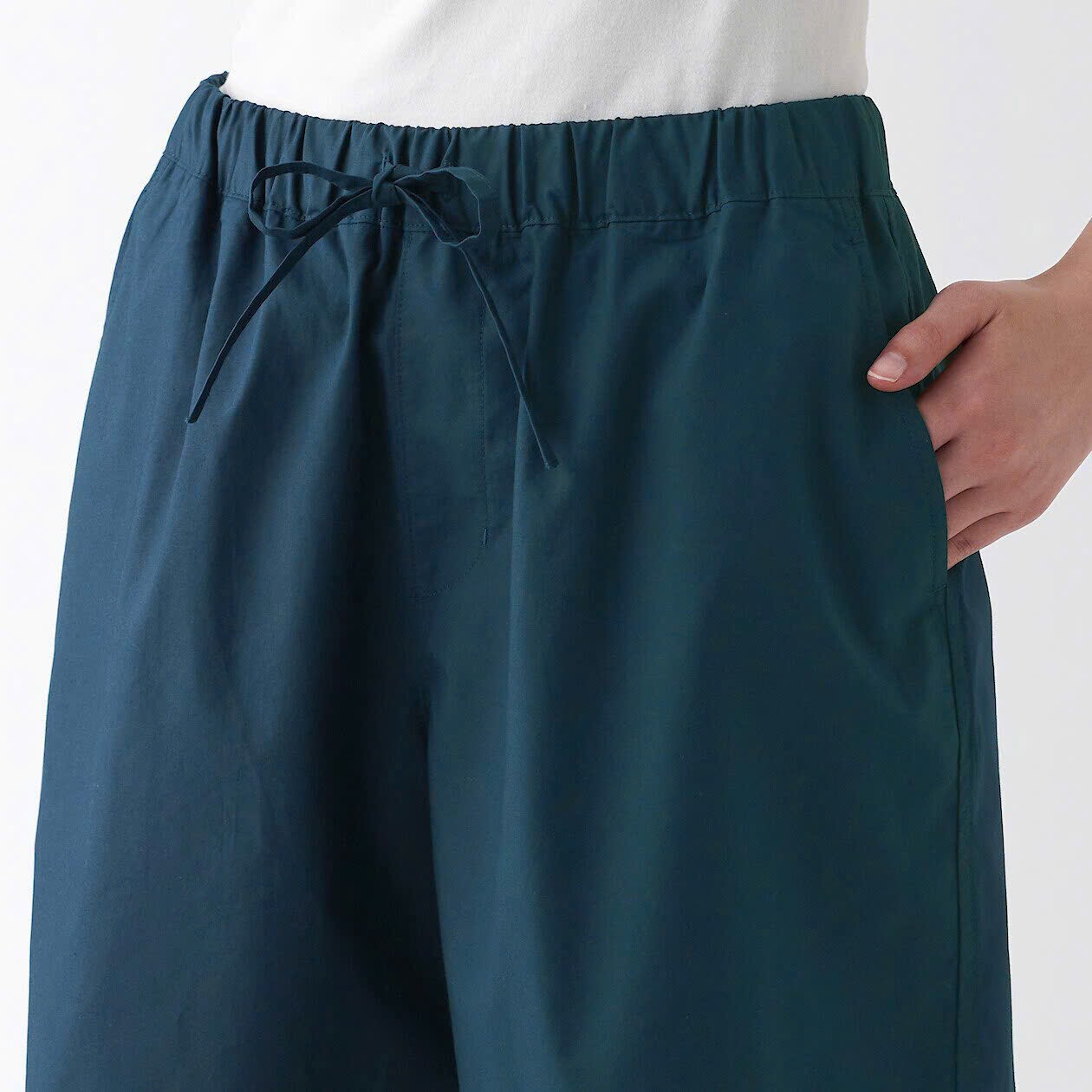 Q06 Quần short ka ki nữ Mu Zi