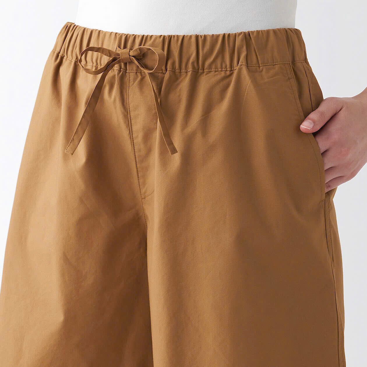 Q06 Quần short ka ki nữ Mu Zi