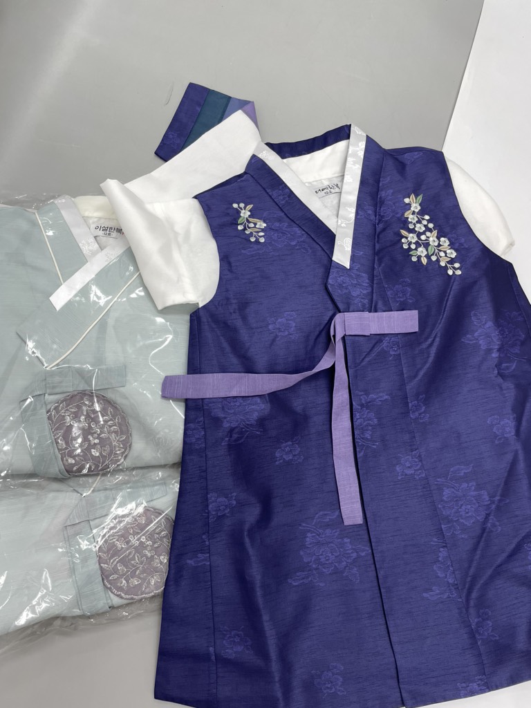H04 Hanbok bé trai 4y (15-18kg)