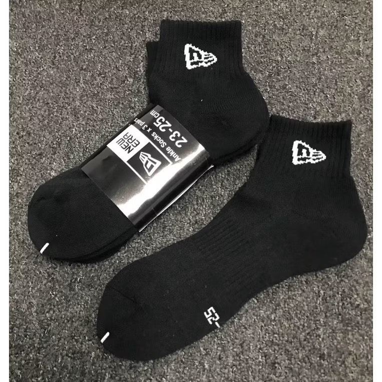 P18 Tất cổ trung New era