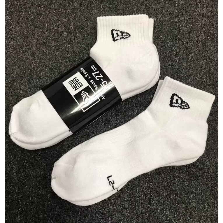 P18 Tất cổ trung New era