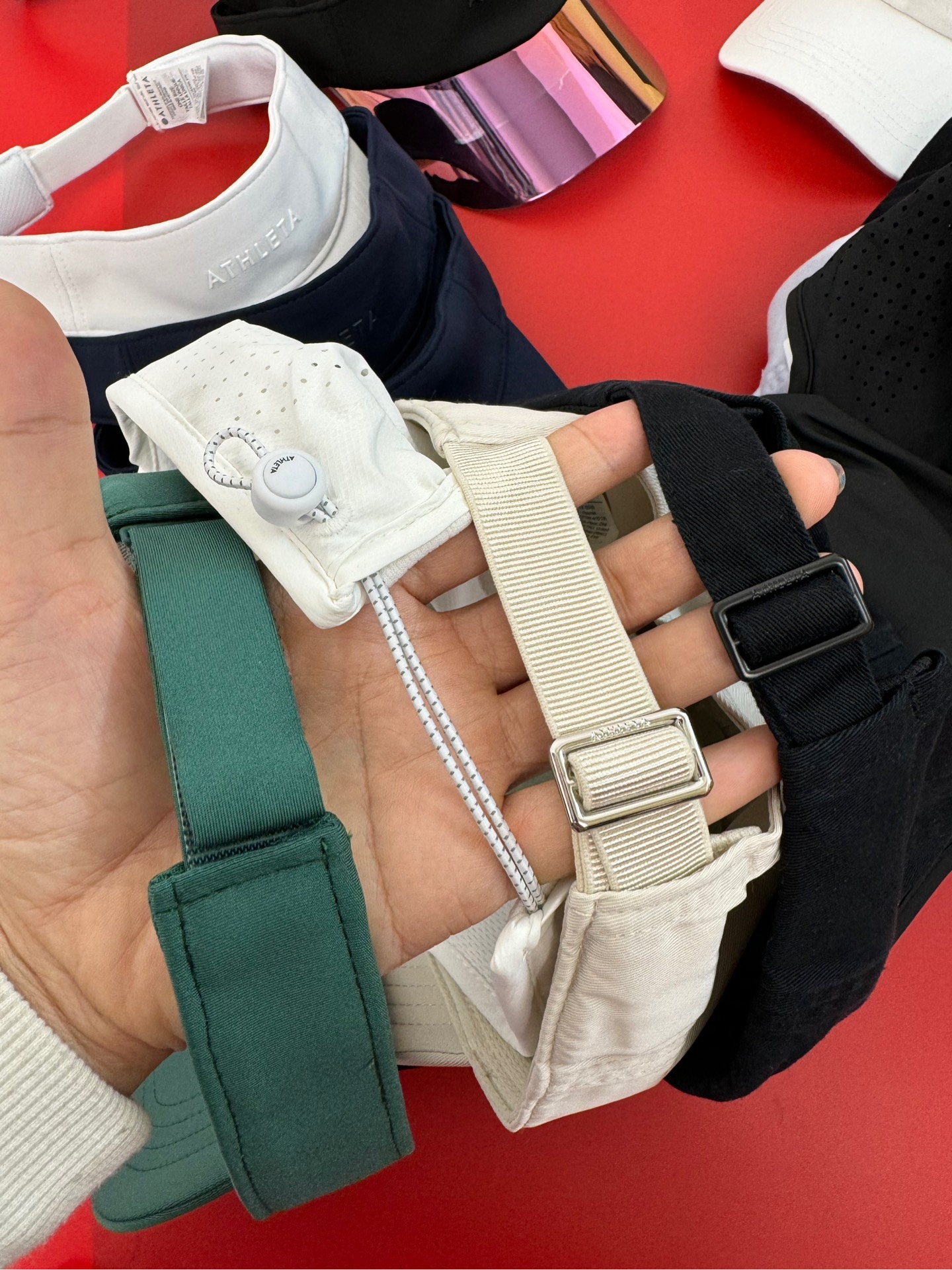 P04 Mũ lưỡi trai Athleta