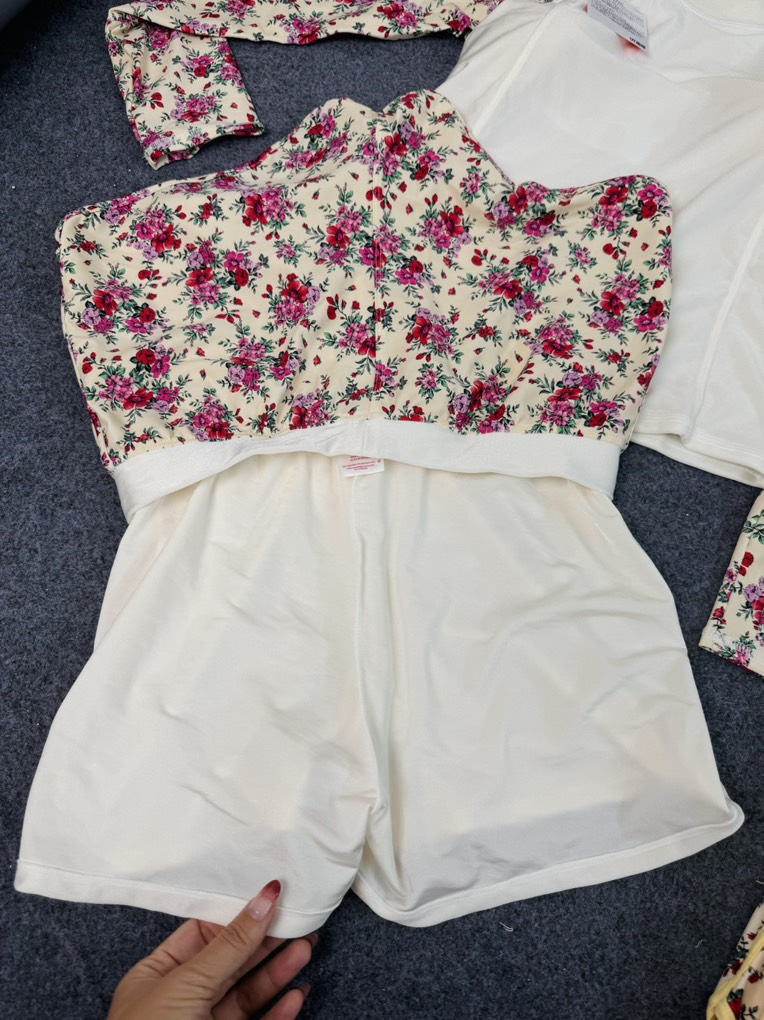 B42 Bộ áo tắm tay dài