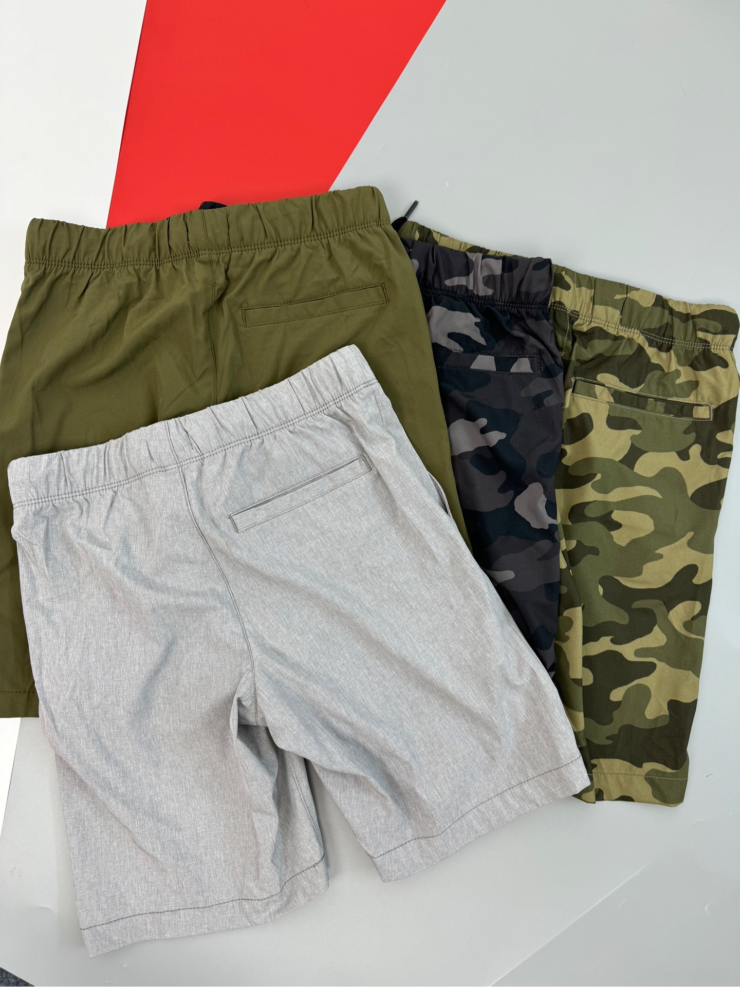 Q04 Quần short gió Russell và oldnavy