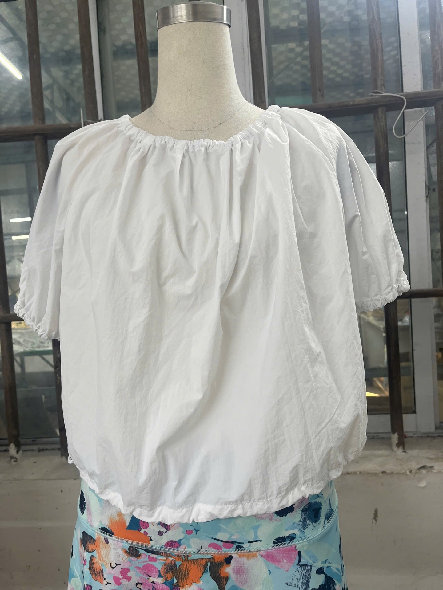 A59 Áo croptop gió lạnh Musinsa