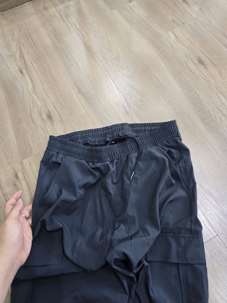 QA16 Quần gió mỏng unisex