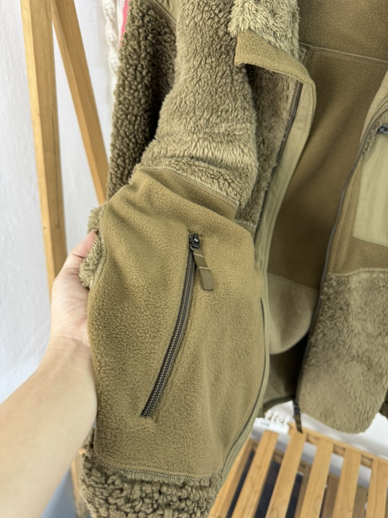 AA24 Áo khoác nỉ lông cừu
