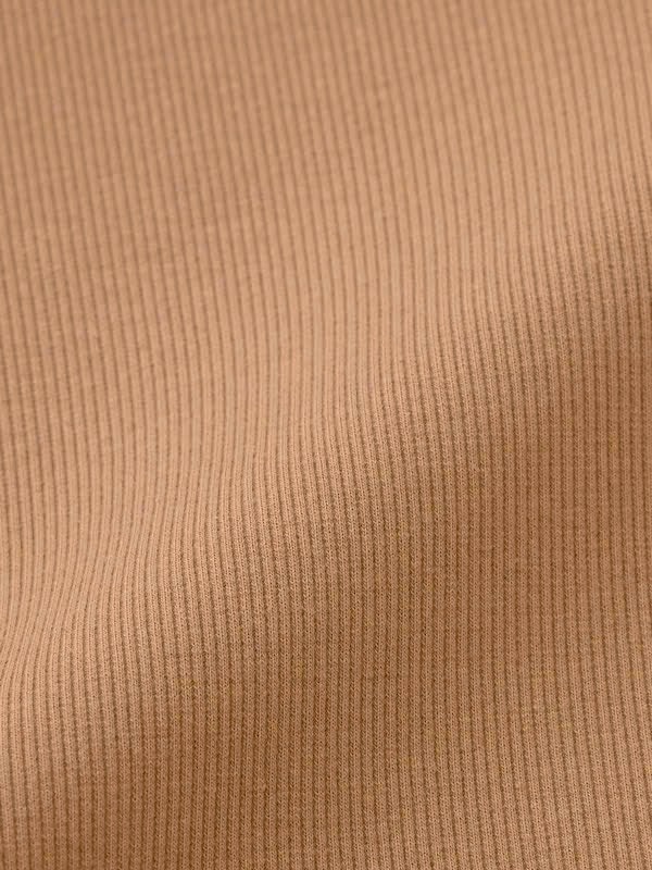 AE33 Áo thun tăm croptop