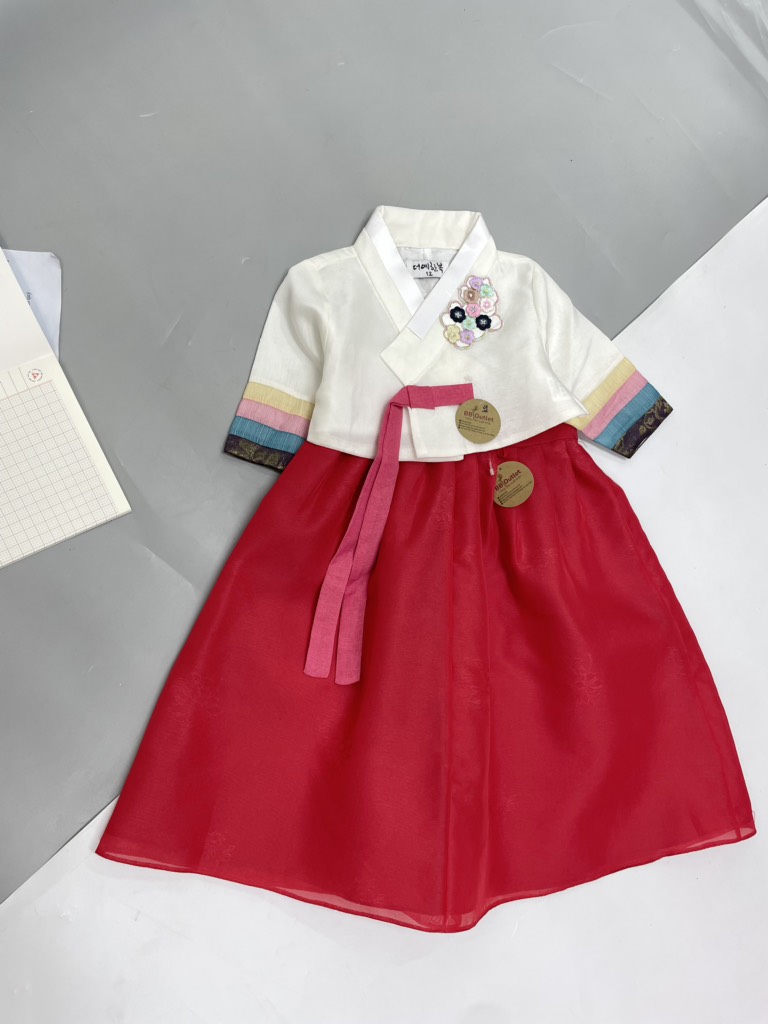 Hanbok bé gái 1T