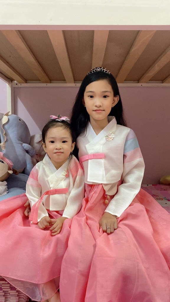 Bộ Hanbok bé gái 5T