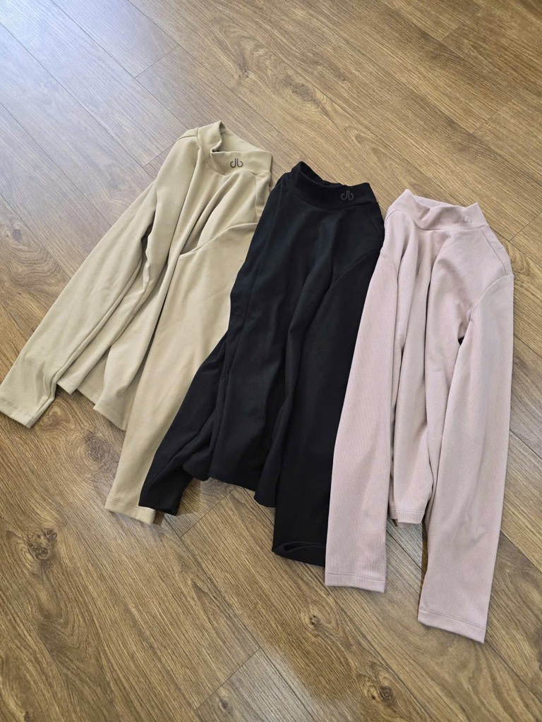 A129 Áo nỉ nữ Druh