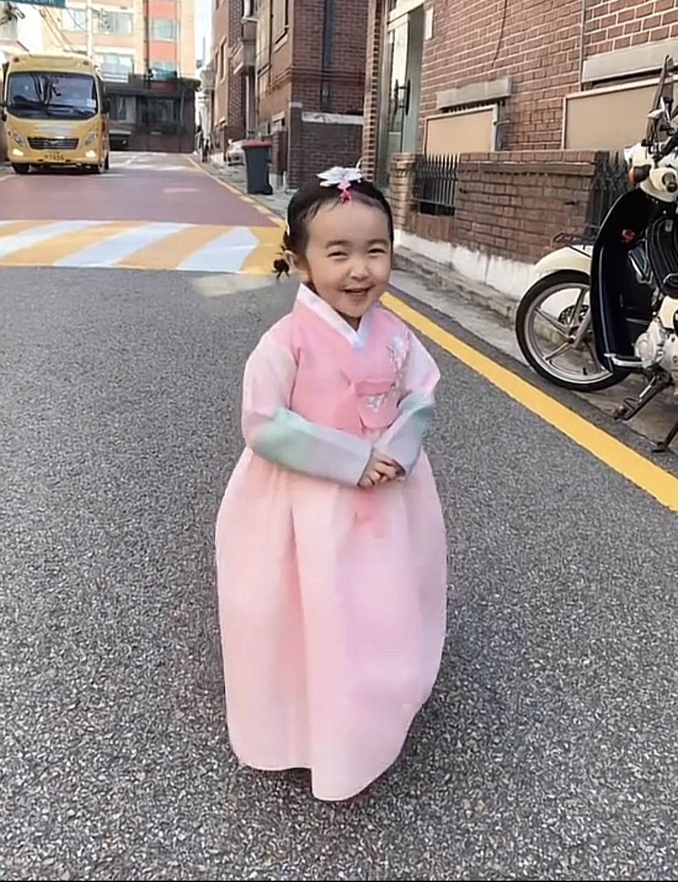Bộ Hanbok bé gái 3T