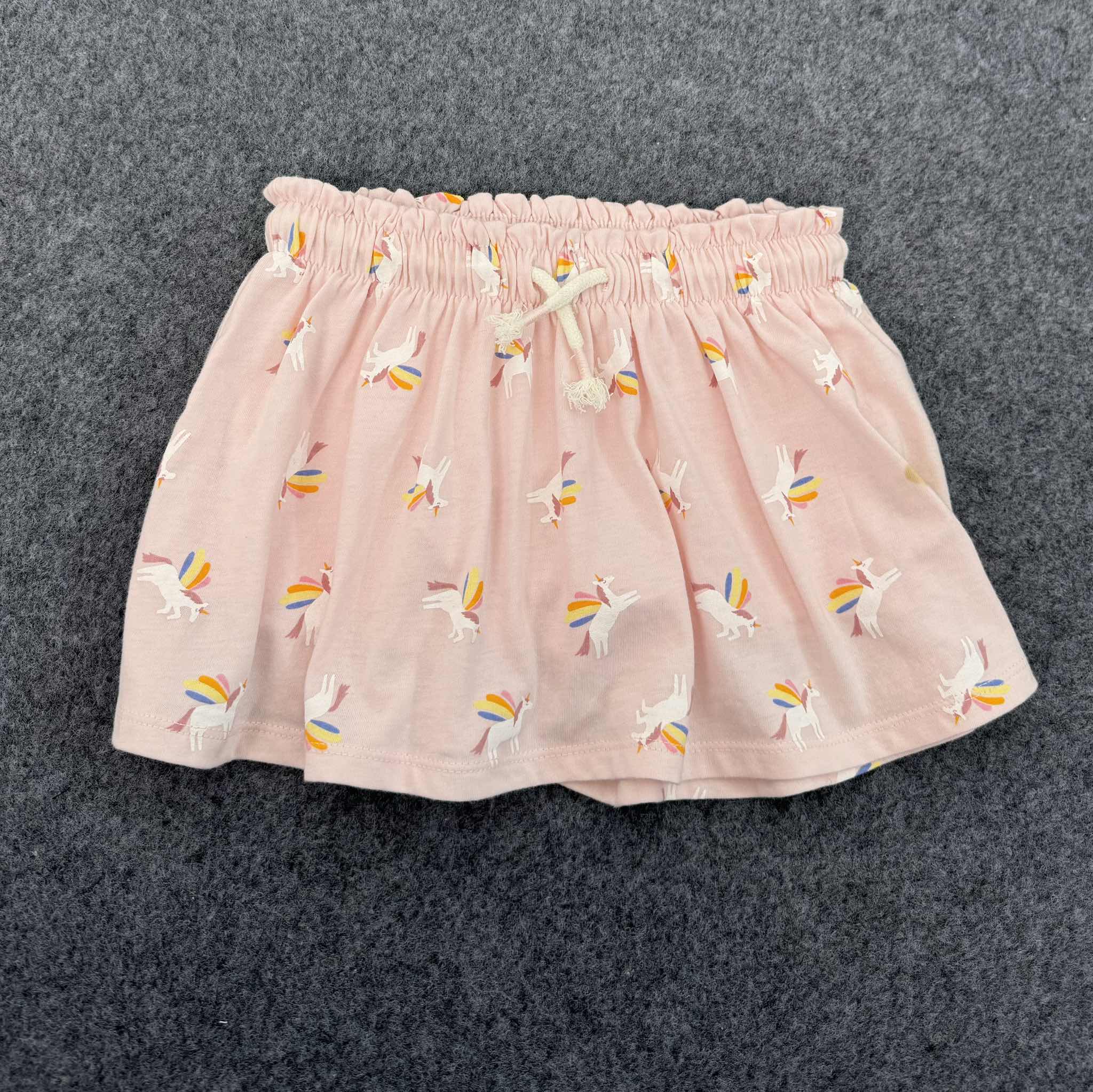 V05 Chân váy cotton có quần