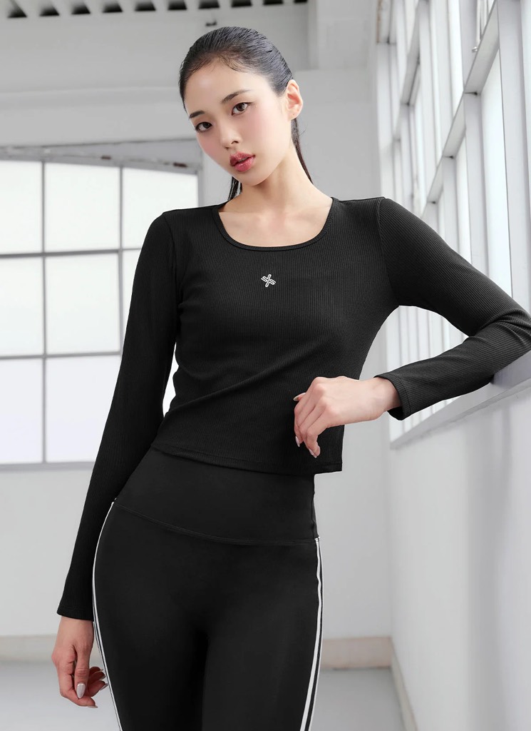 A112 Ao thun tay dài Xexymix