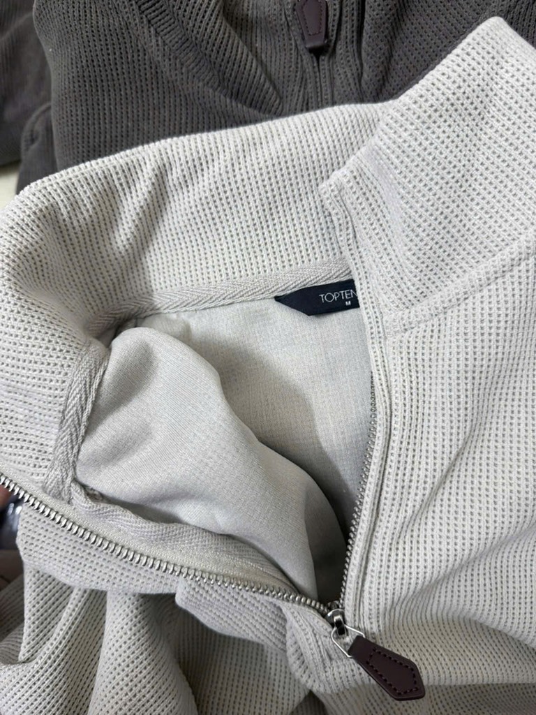 AA21 Áo nỉ nam t0p10