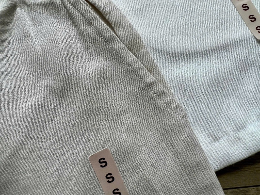 QE22 Quần short nữ linen