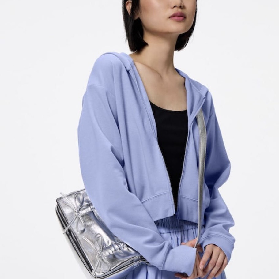 AE40 Áo khoác hoodie nữ