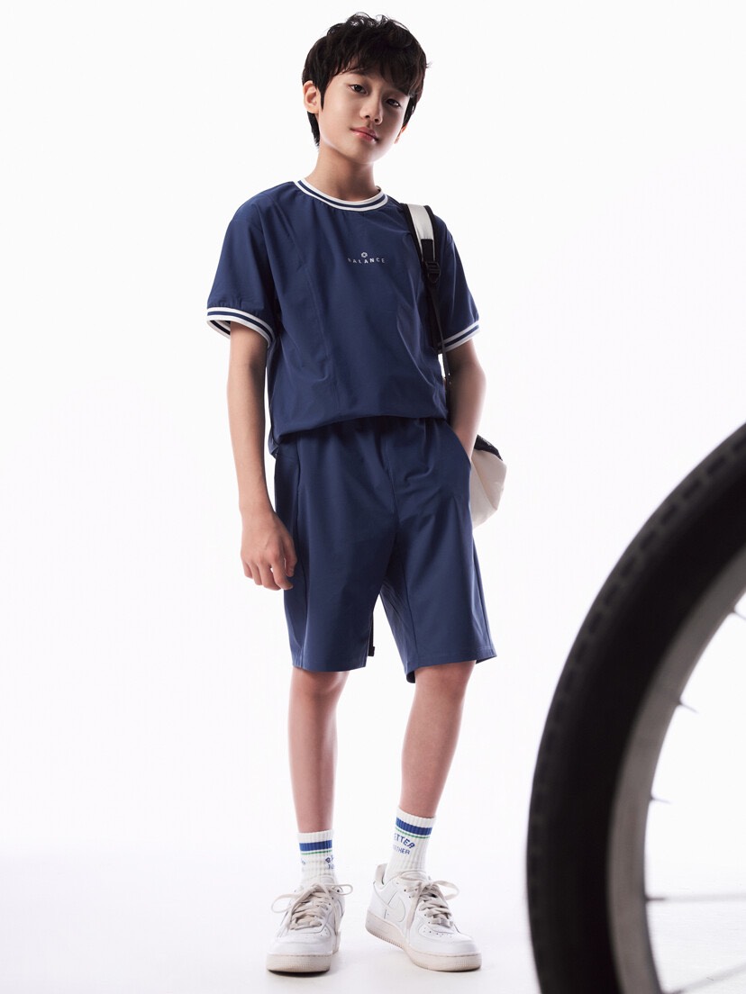 Q48 Quần đùi gió Topten