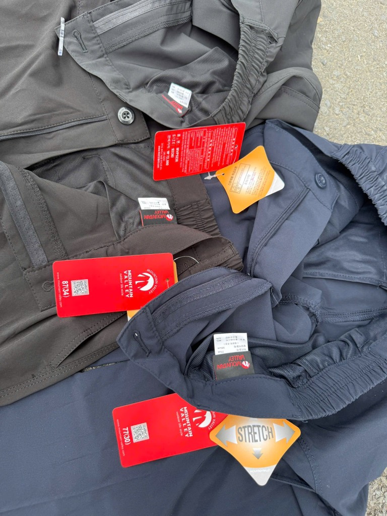 Q120 Quần golf nam Mountain Valley