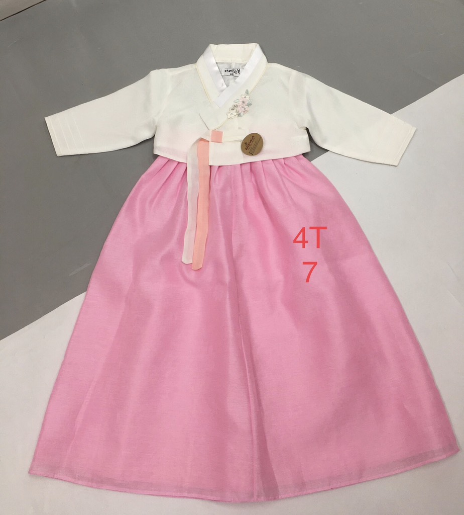 Bộ Hanbok bé gái 4T