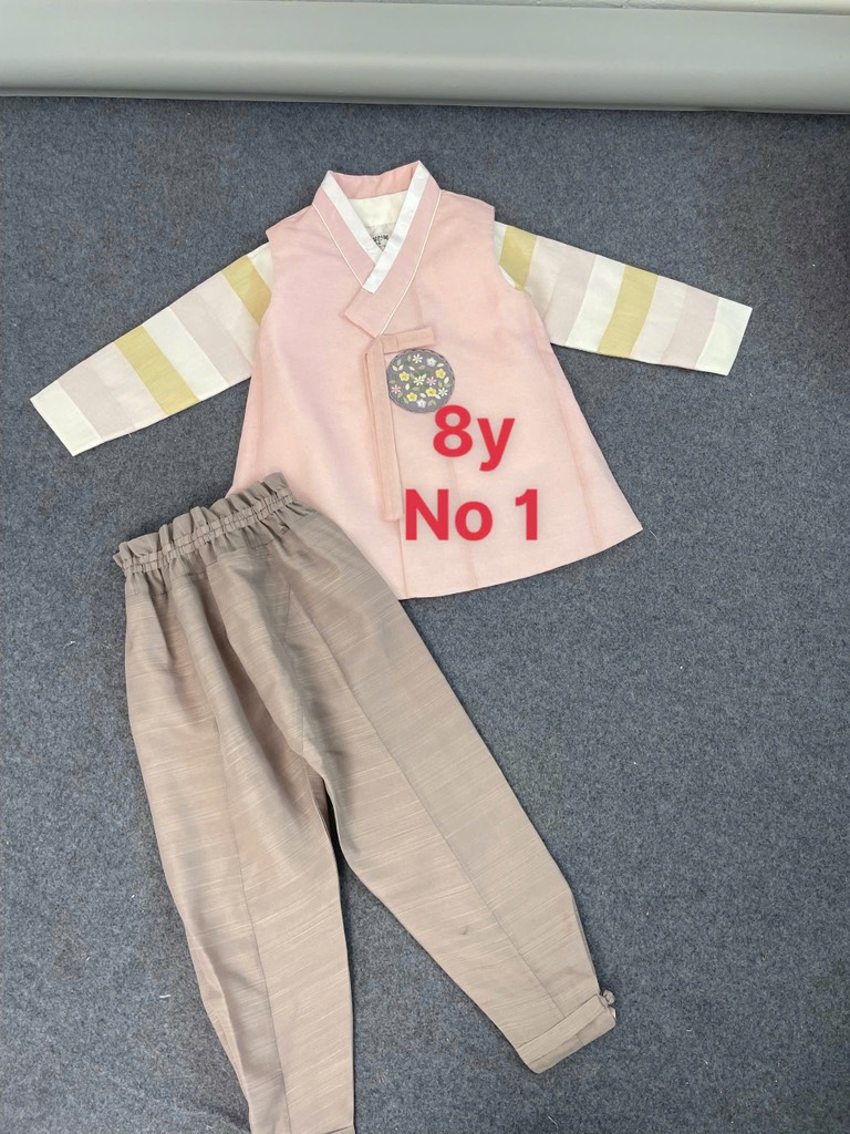 H08 Bộ Hanbok bé trai 8y (25-30kg)