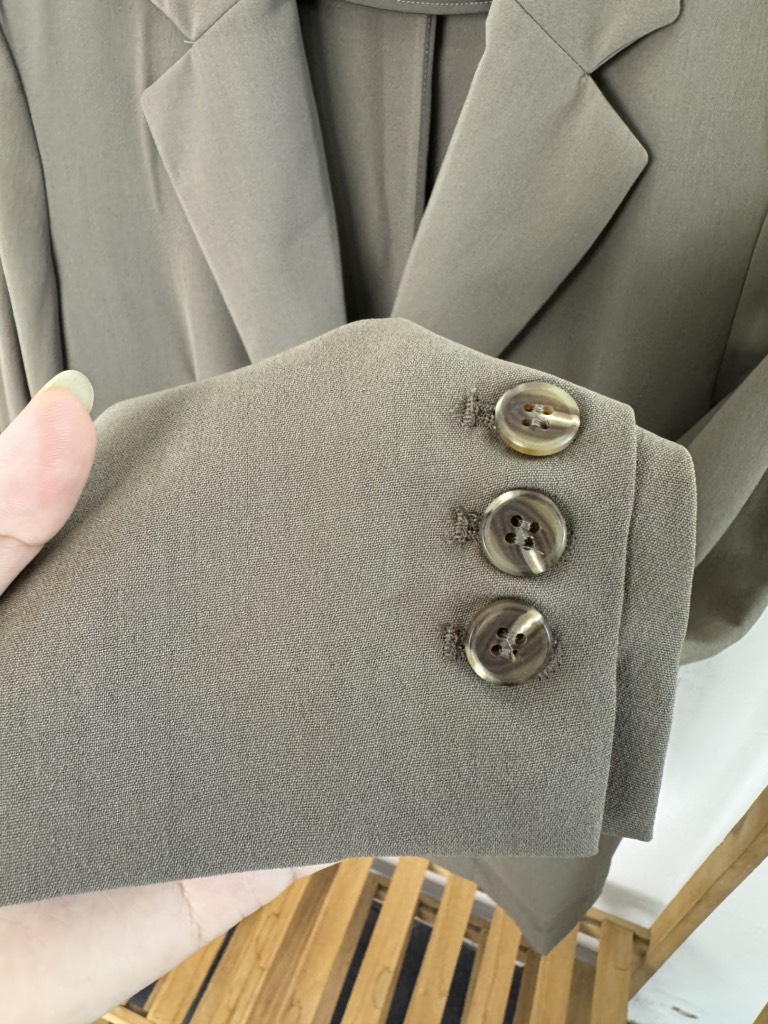AE46 Áo vest blazer nữ