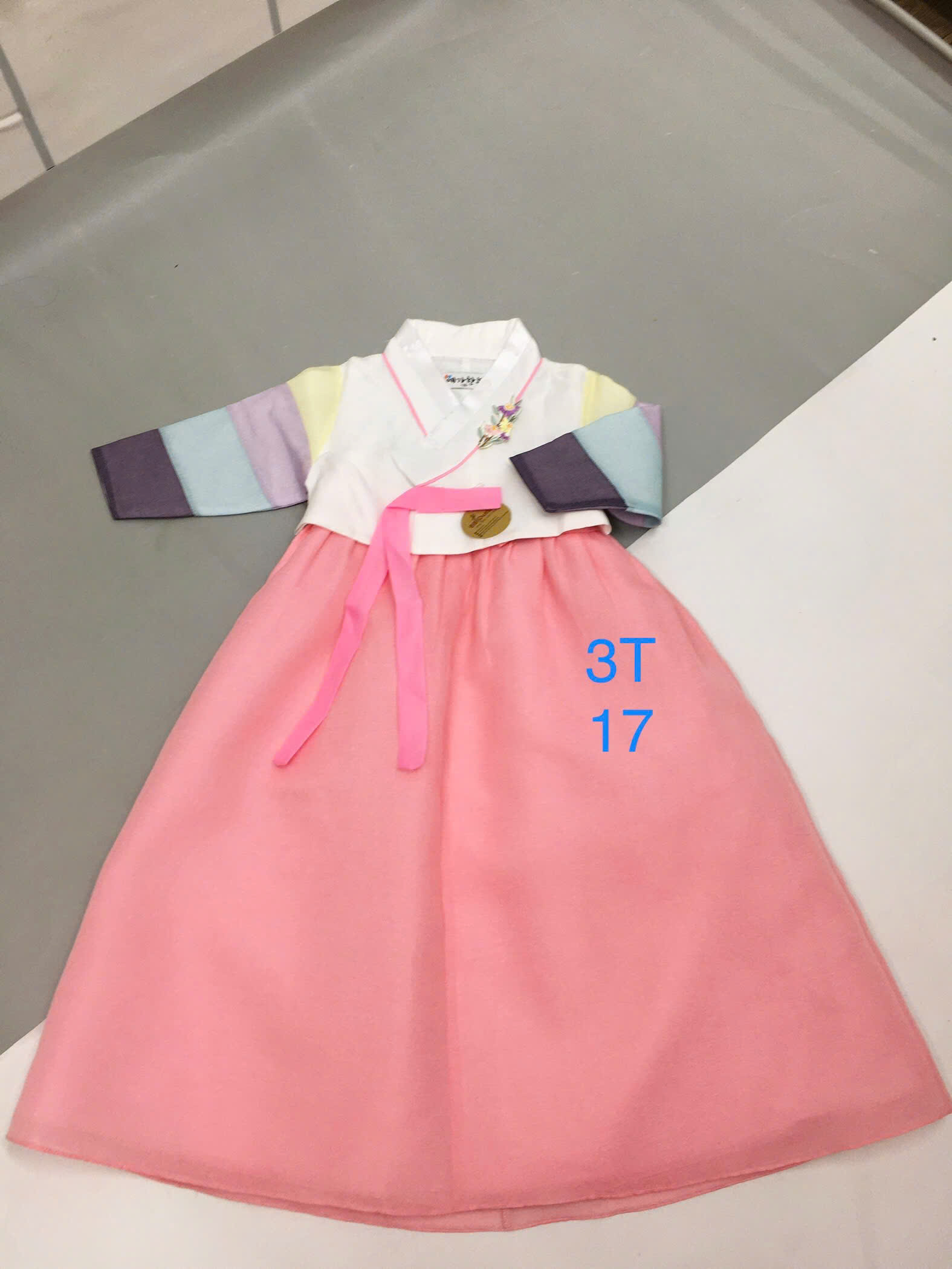 Bộ Hanbok bé gái 3T
