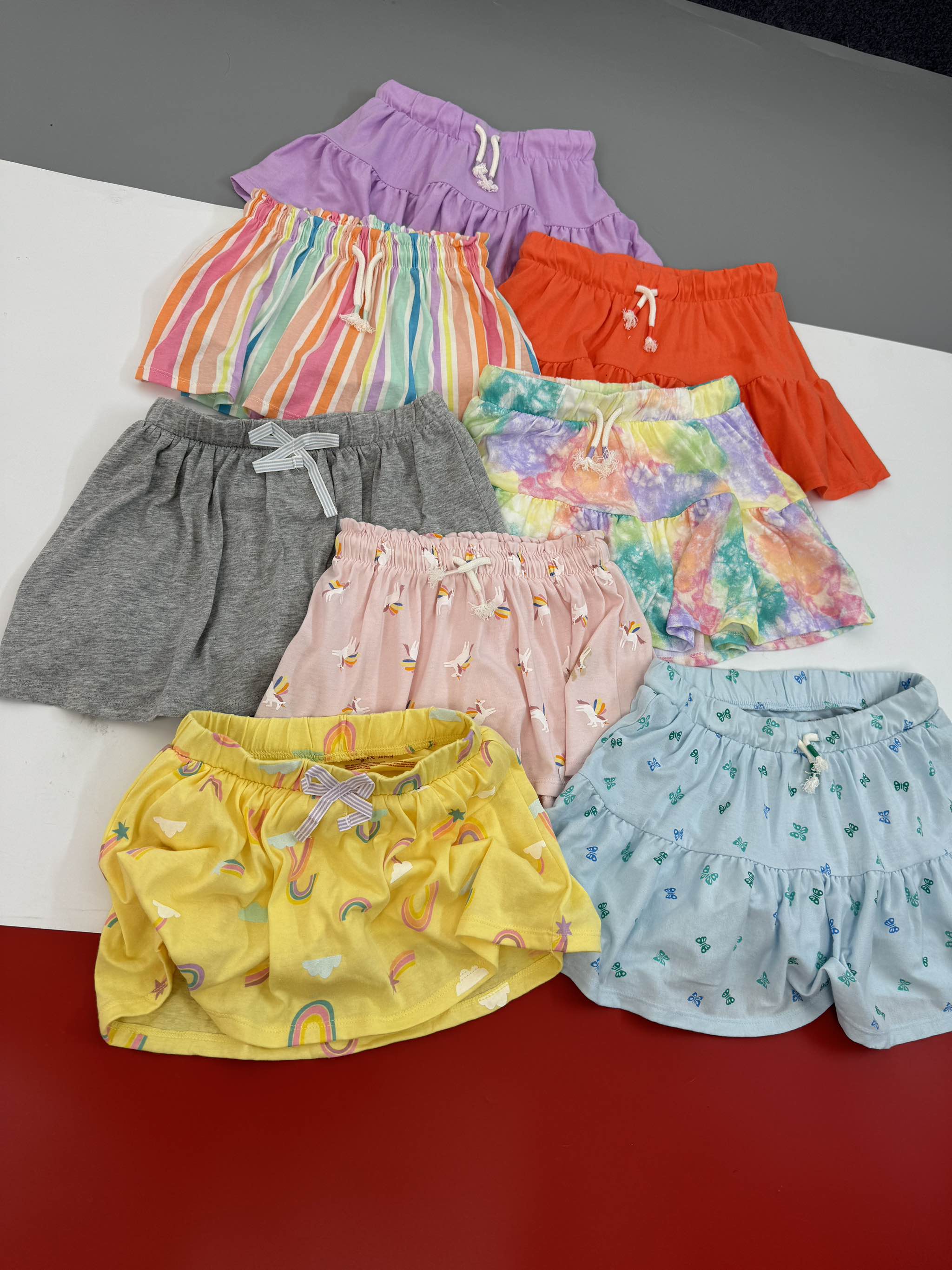 V05 Chân váy cotton có quần