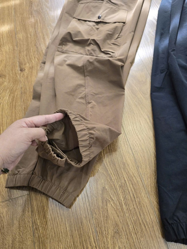 Q123 Quần gió túi hộp Uni