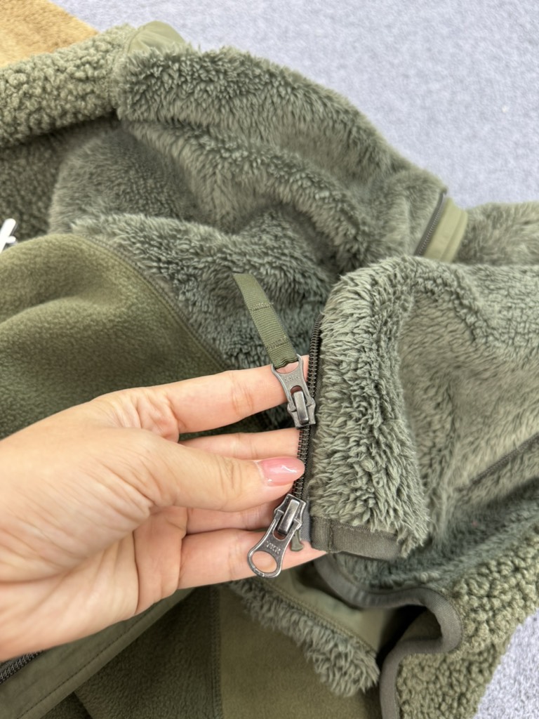 AA24 Áo khoác nỉ lông cừu