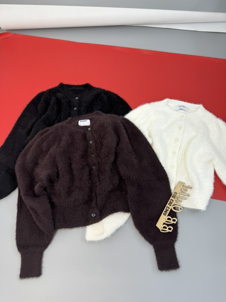 A164 Áo len lông thỏ 0ld navy