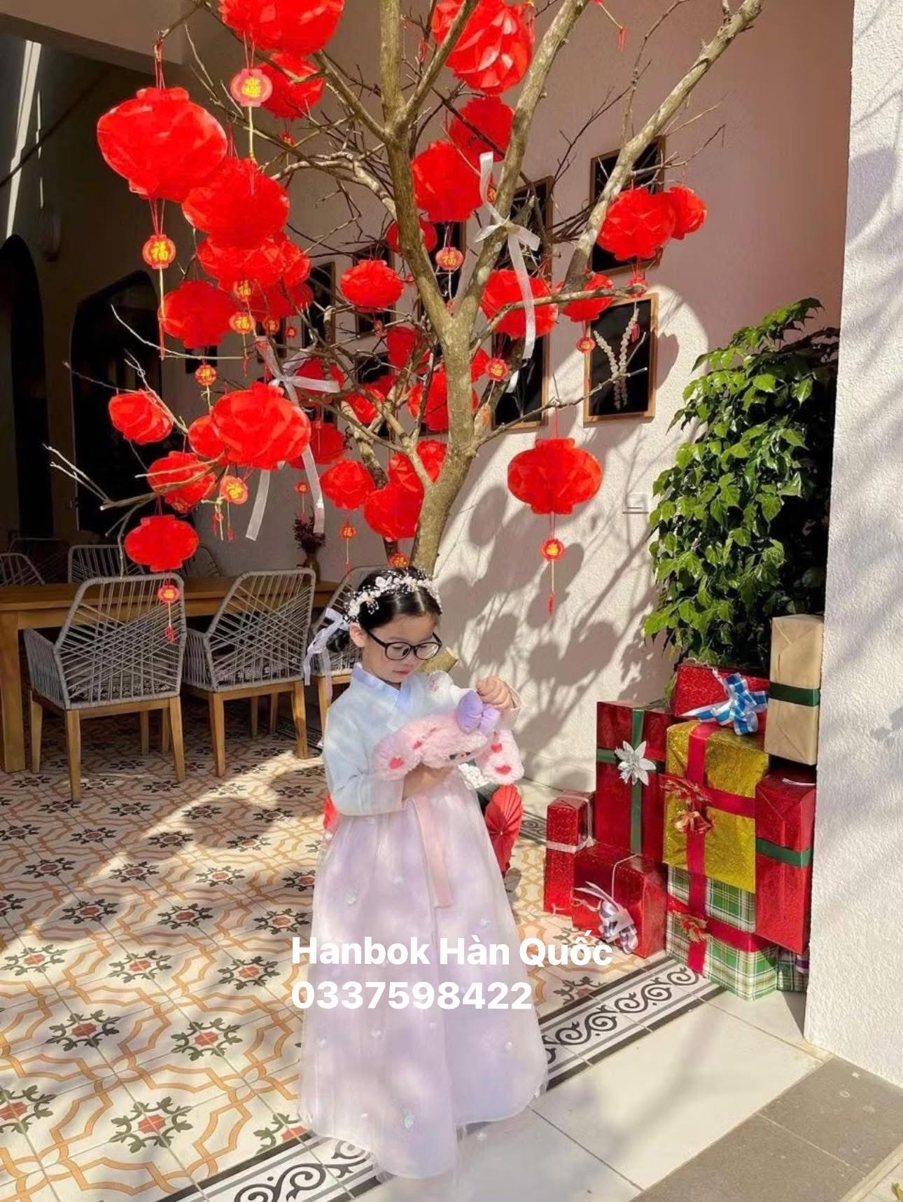 Bộ Hanbok bé gái 4T