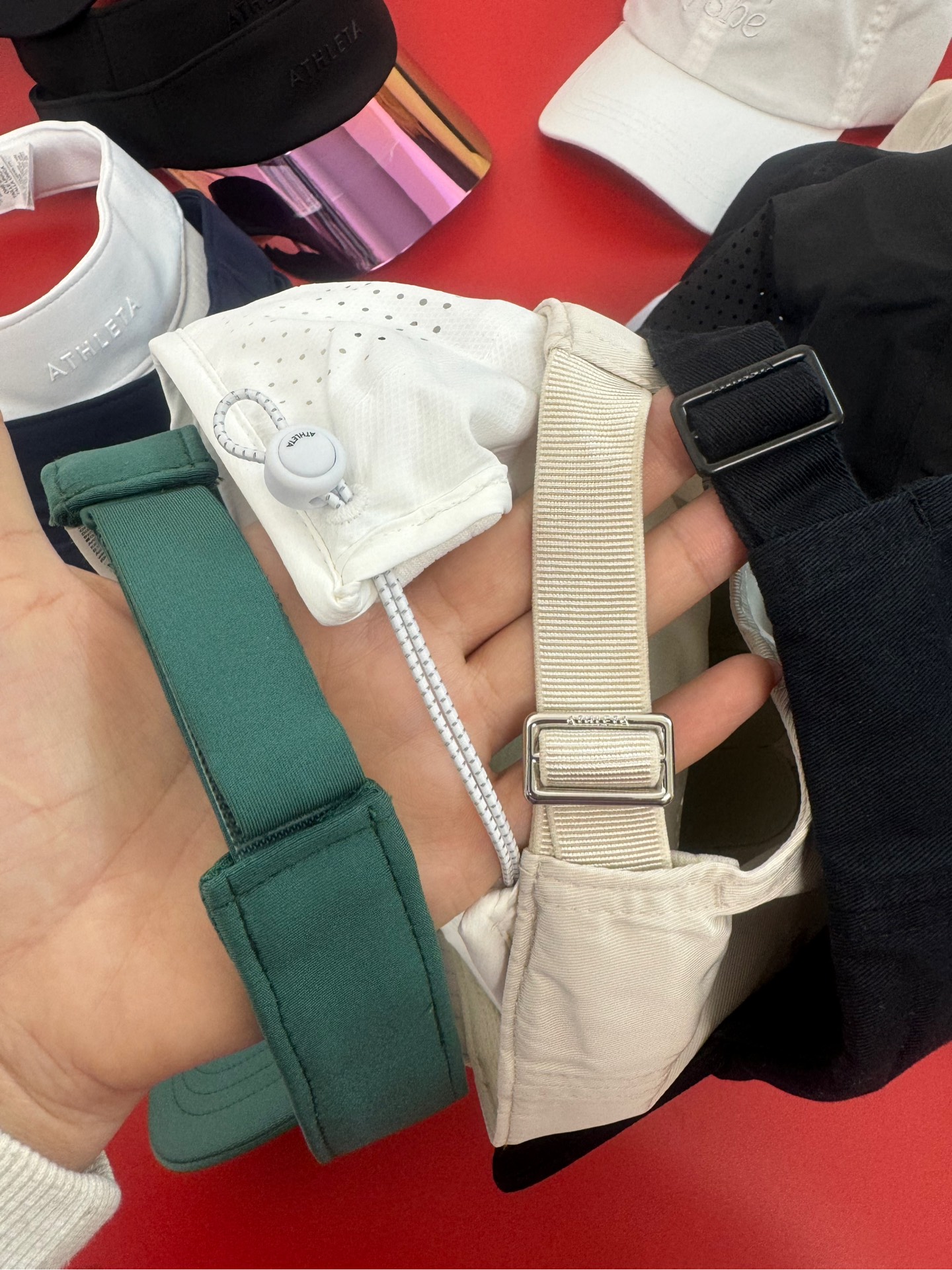 P04 Mũ lưỡi trai Athleta