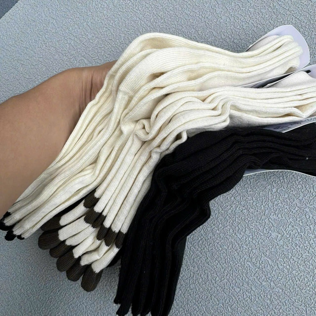 T06 Tất bèo Uni bé gái