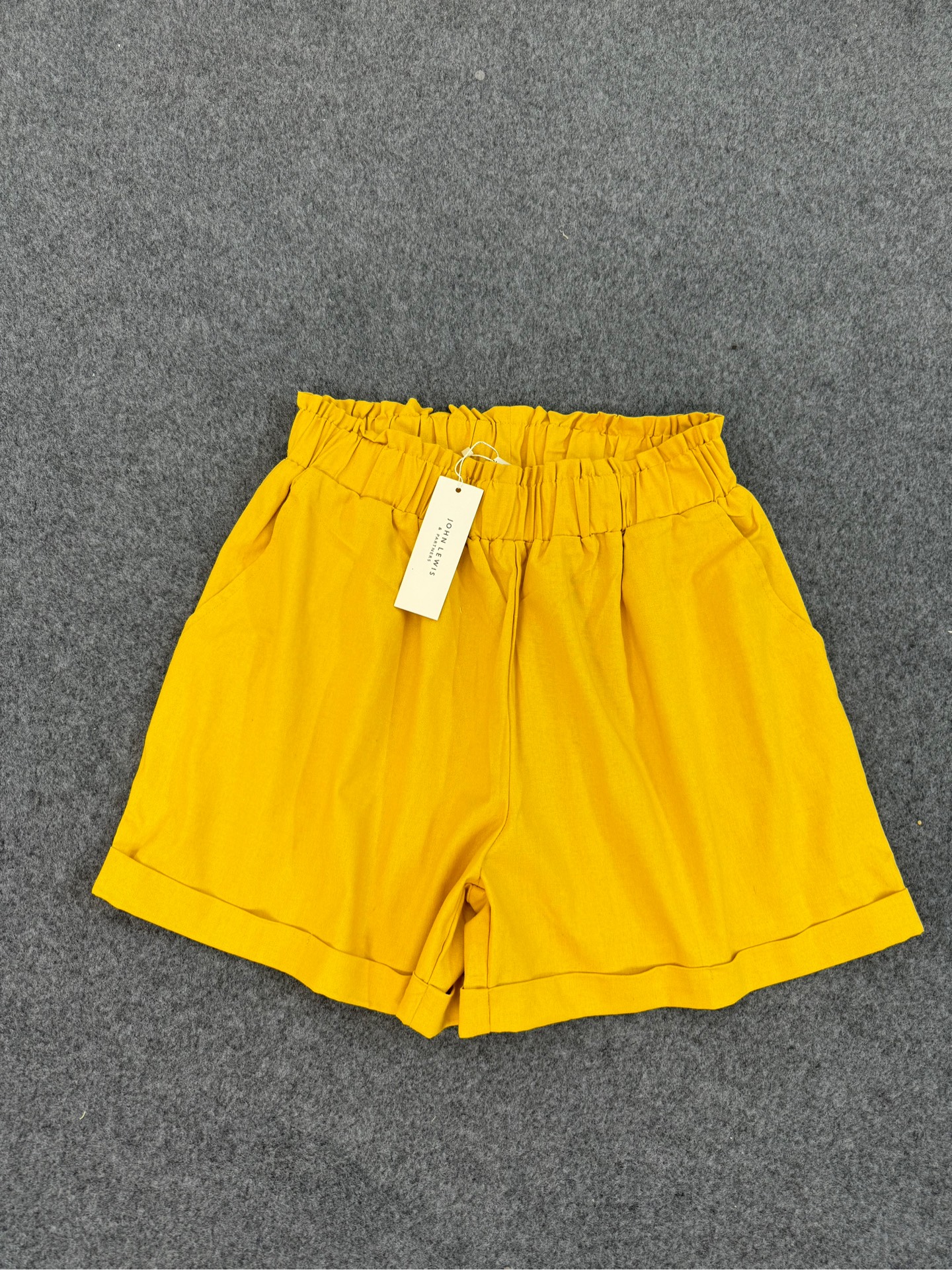 Q47 Quần đùi nữ linen