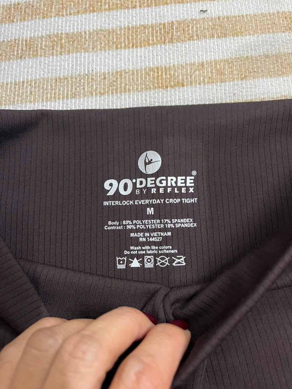 Q42 Quần leggings tập 90 độ