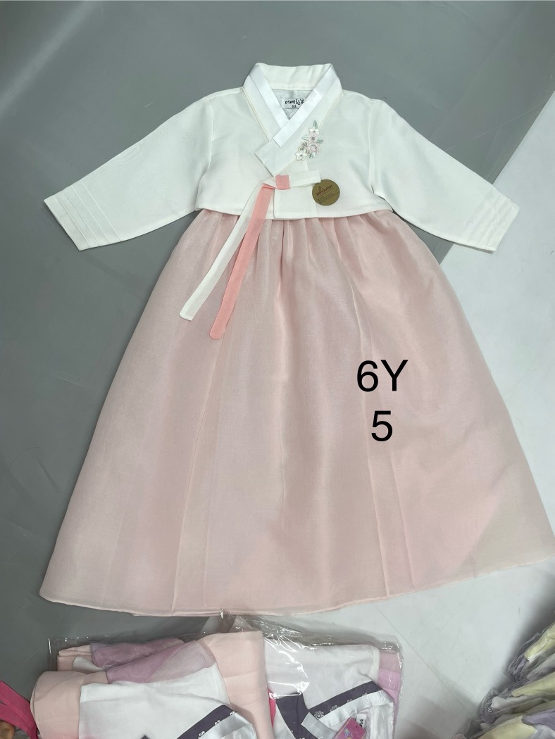 Bộ Hanbok bé gái 6T