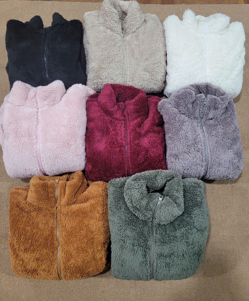 A154 Áo khoác lông cừu Uny