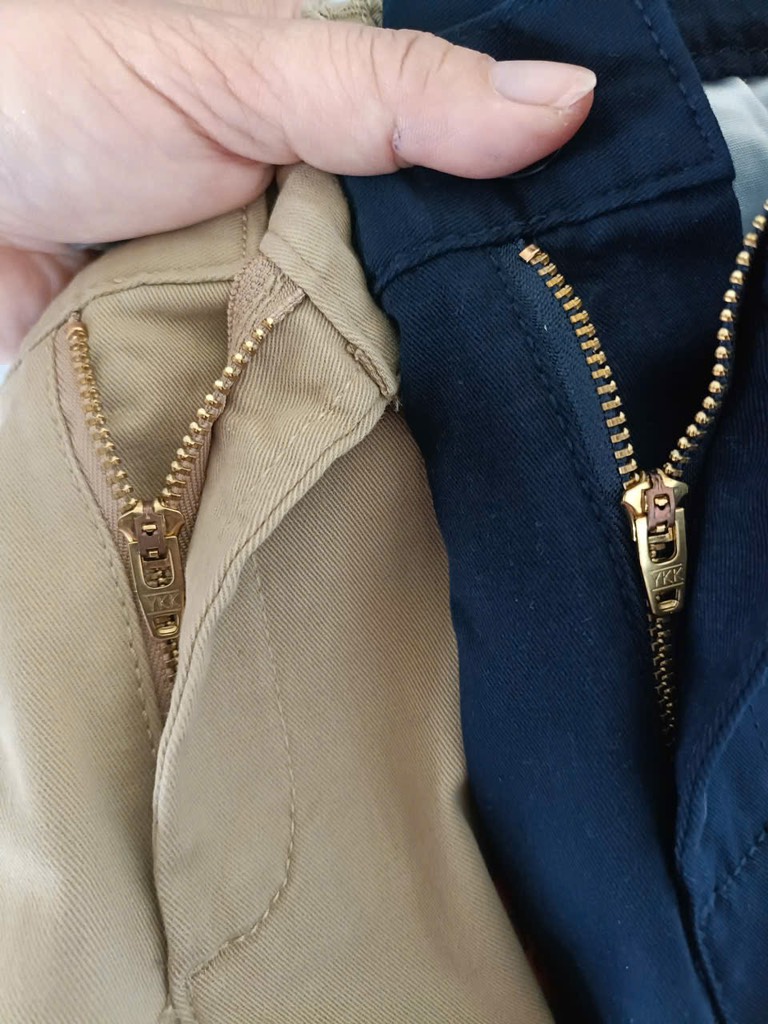 QB01 Quần short ka ki trẻ em Place