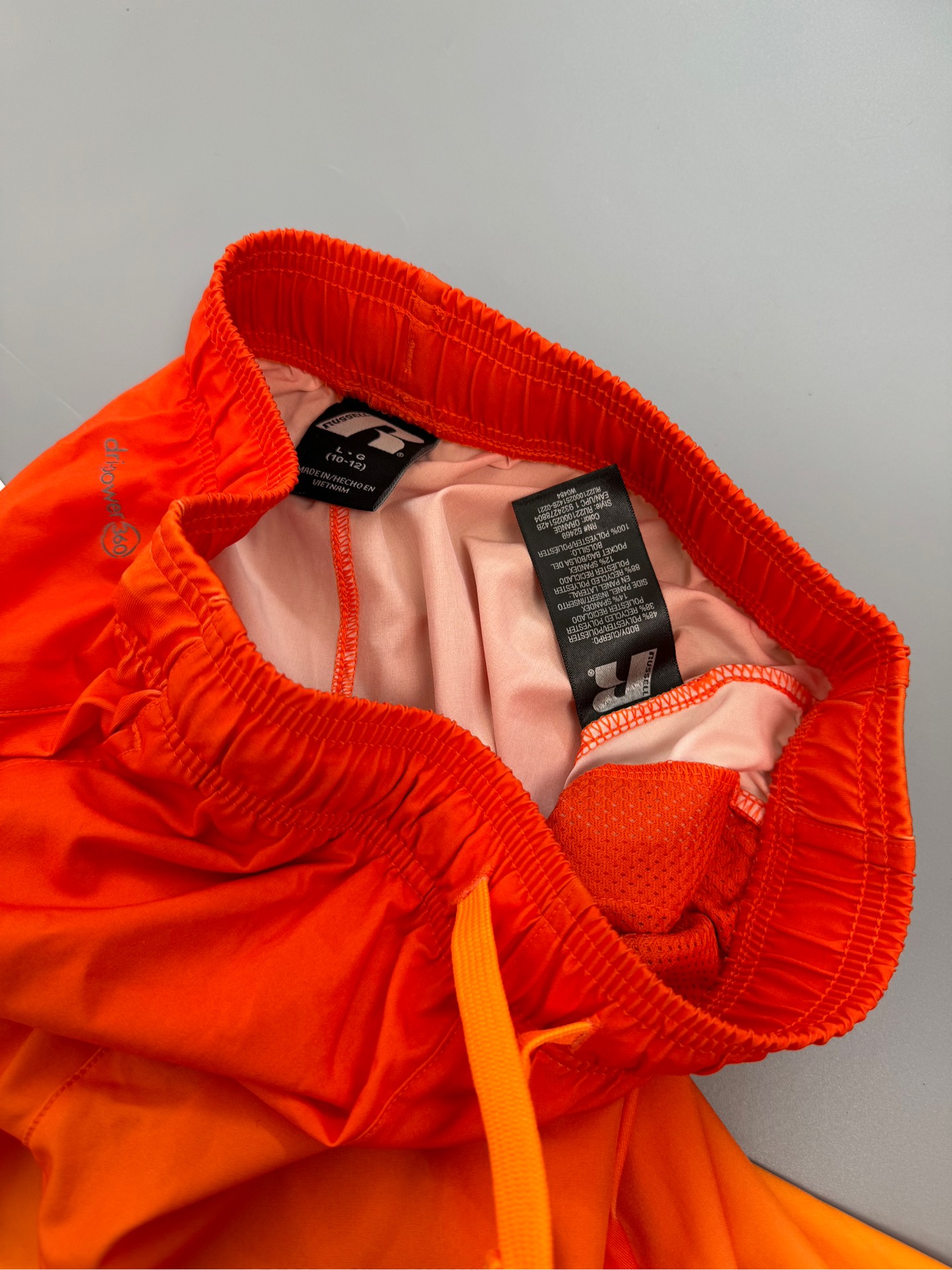 Q04 Quần short gió Russell và oldnavy