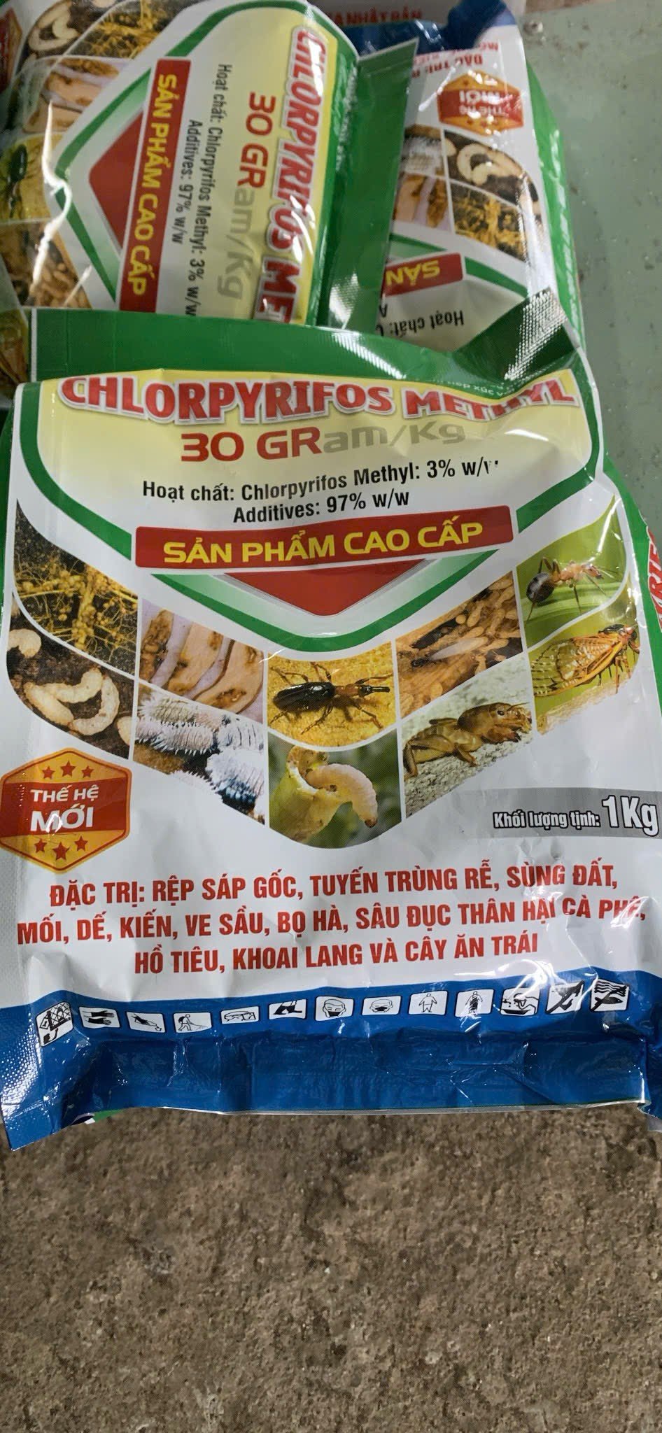 Mối Chlorifos Methyl