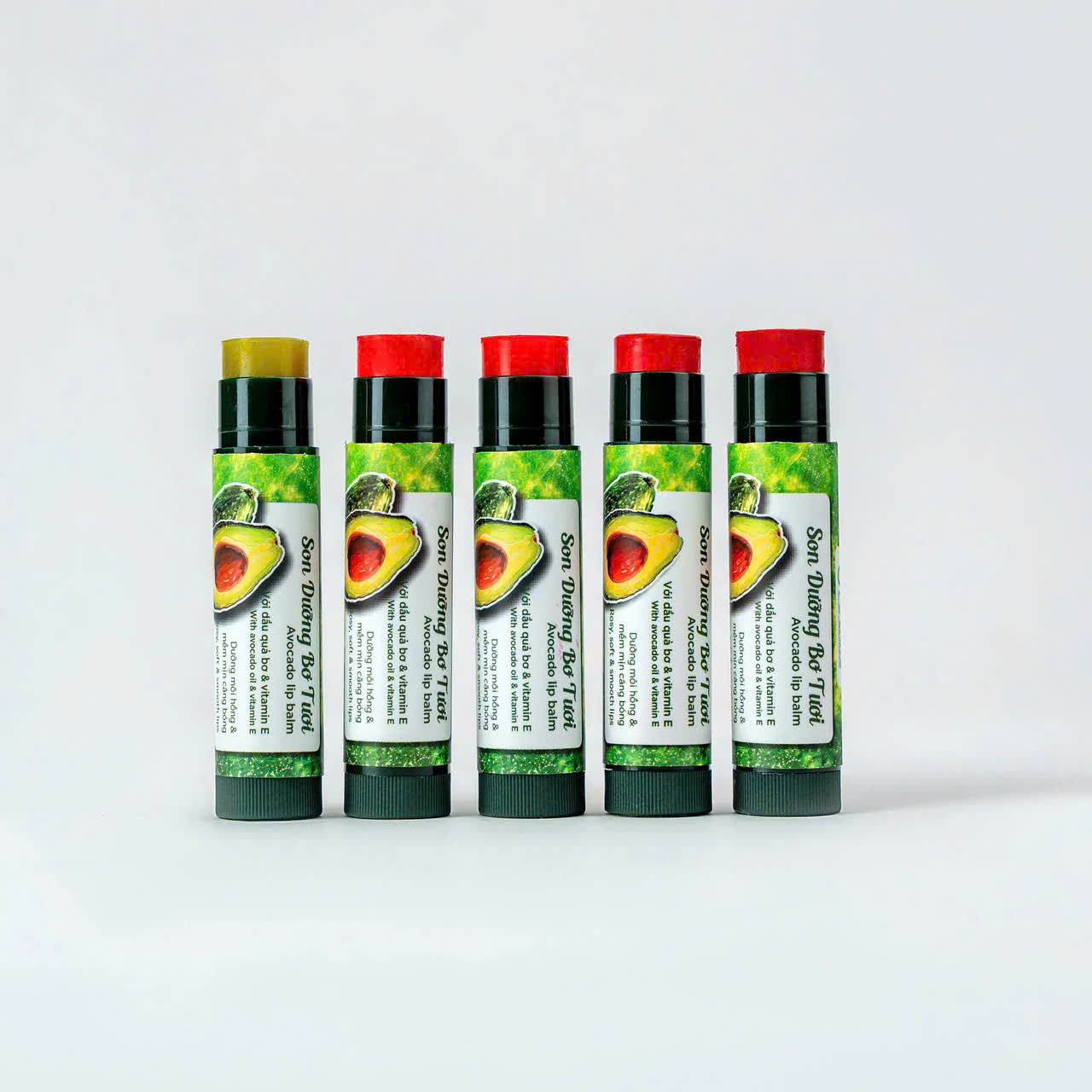 Son dưỡng môi Pơ Lang có màu từ trái bơ, an toàn cho mẹ bầu và trẻ nhỏ